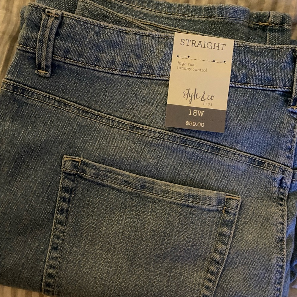 Macys womens jeans - straight cut